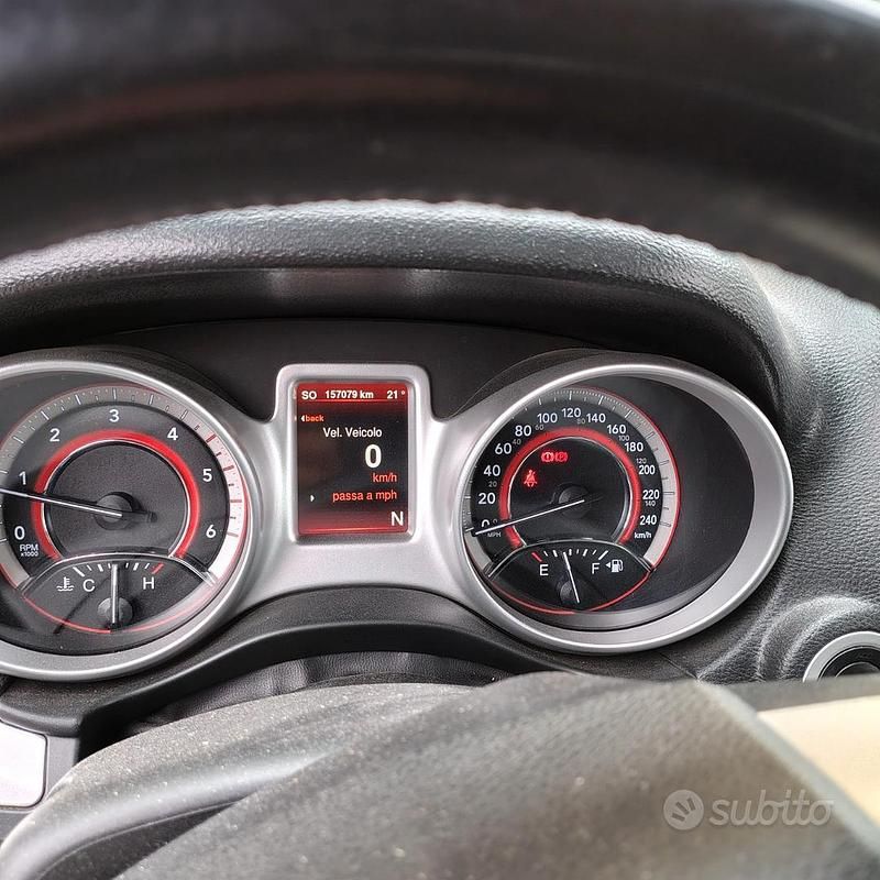 Usata Fiat Freemont 170 CV (125 kW) 2015 Bianco SUV