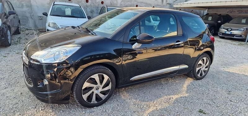 Usata Citroën DS3 Chic 82 CV (60 kW) 2012 Berlina