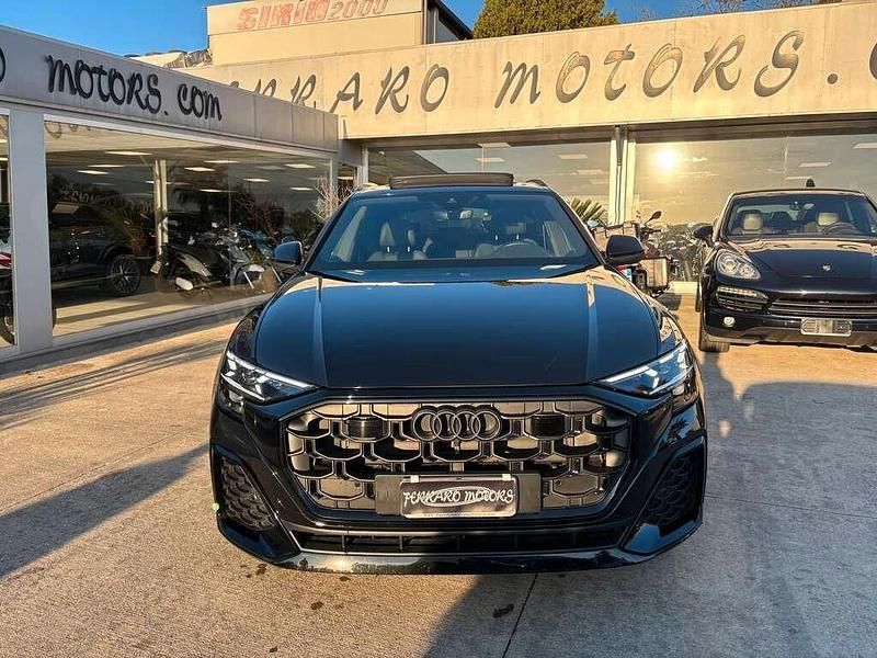 Usata Audi Q8 S-Line 285 CV (209 kW) 2025 Nero SUV