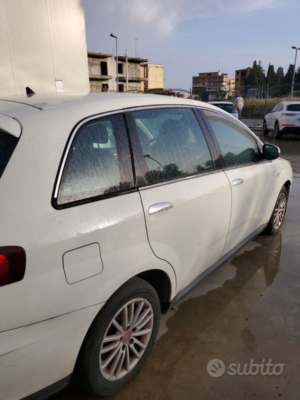 Usata Fiat Croma Wagon 150 CV (110 kW) 2010 Bianco Station wagon