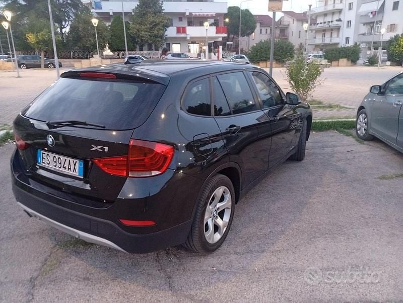 Usata BMW X1 143 CV (105 kW) 2013 Nero SUV