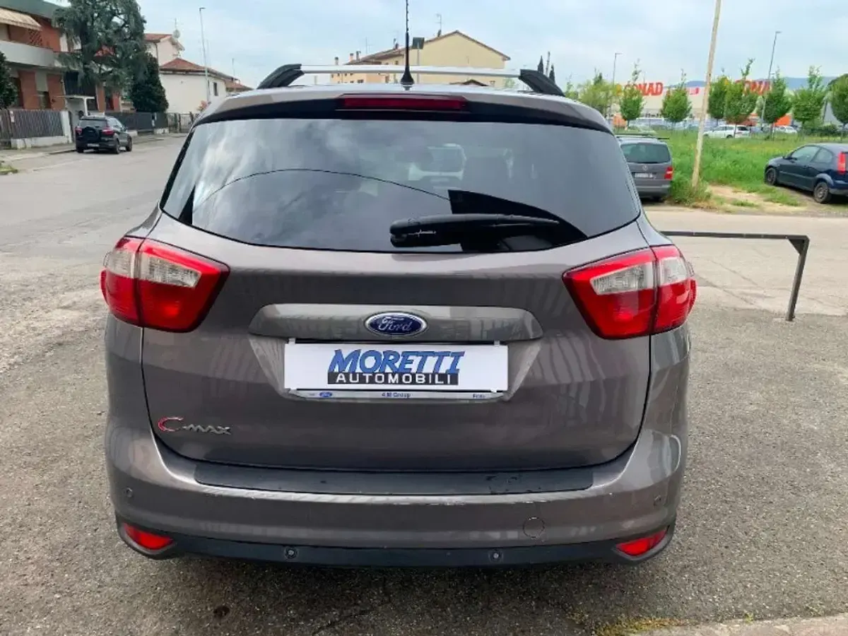 Usata Ford C-MAX Titanium 95 CV (69 kW) 2014 Grigio Monovolume