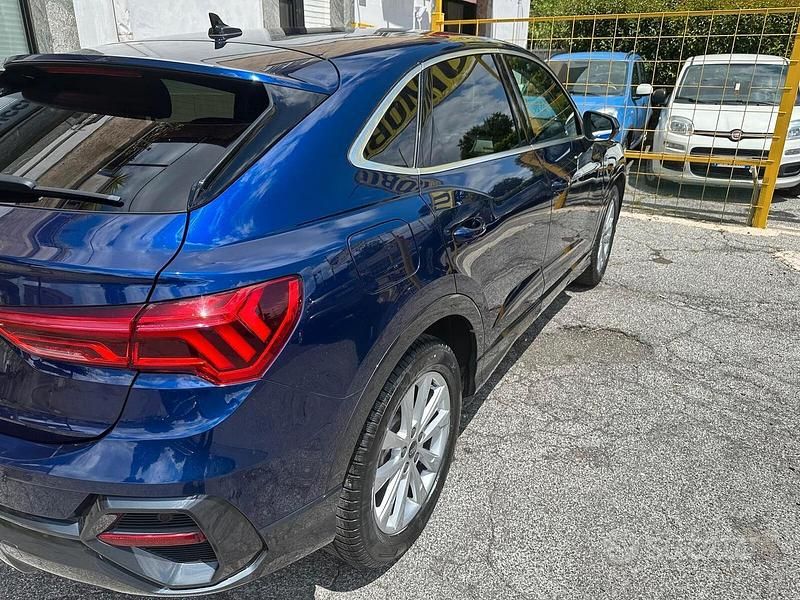 Usata Audi Q3 Business Plus 150 CV (110 kW) 2022 Blu SUV