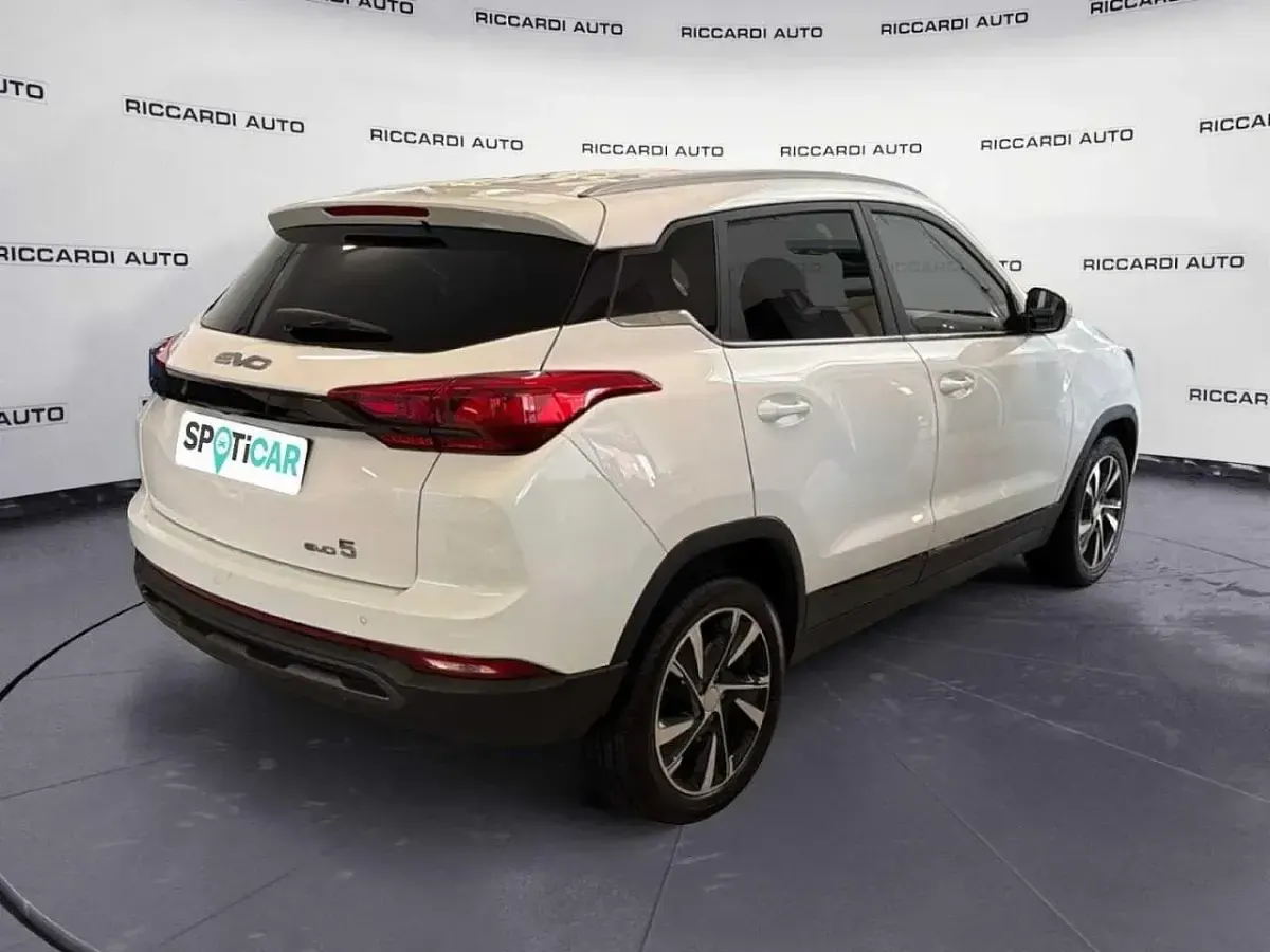 Usata EVO Evo 6 126 CV (92 kW) 2024 Bianco SUV