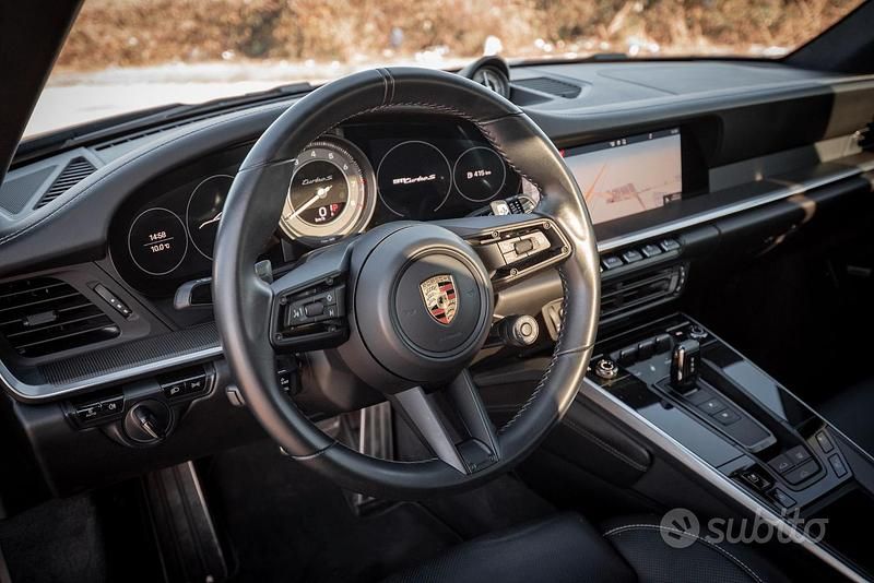 Usata Porsche 992 650 CV (478 kW) 2021 Nero Coupé