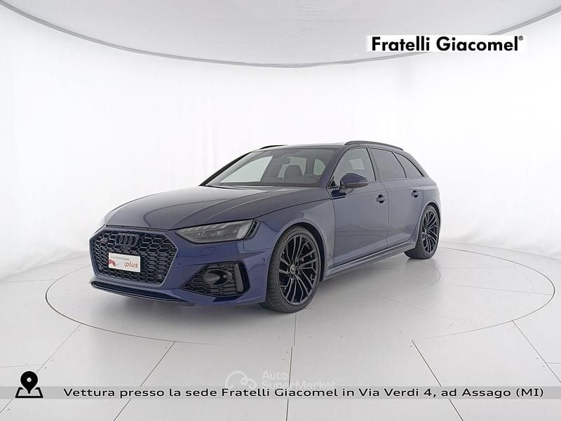 Usata Audi RS4 Comfort 450 CV (330 kW) 2024 Blu navarra metallizzato Station wagon