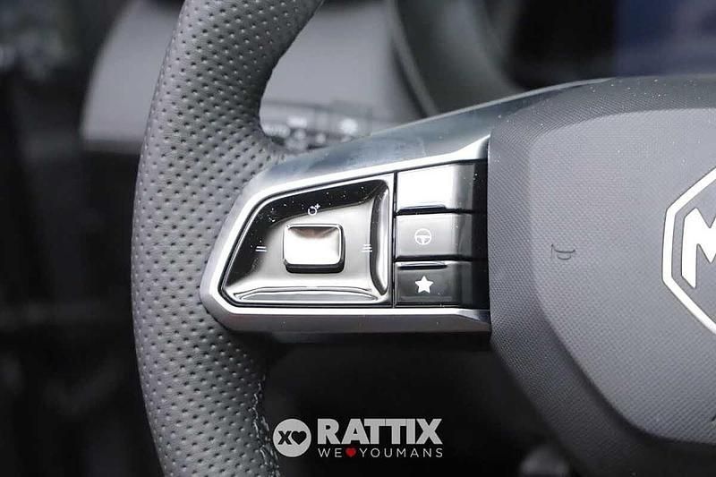Nuova MG ZS Luxury 197 CV (144 kW) 2026 Pebble black SUV
