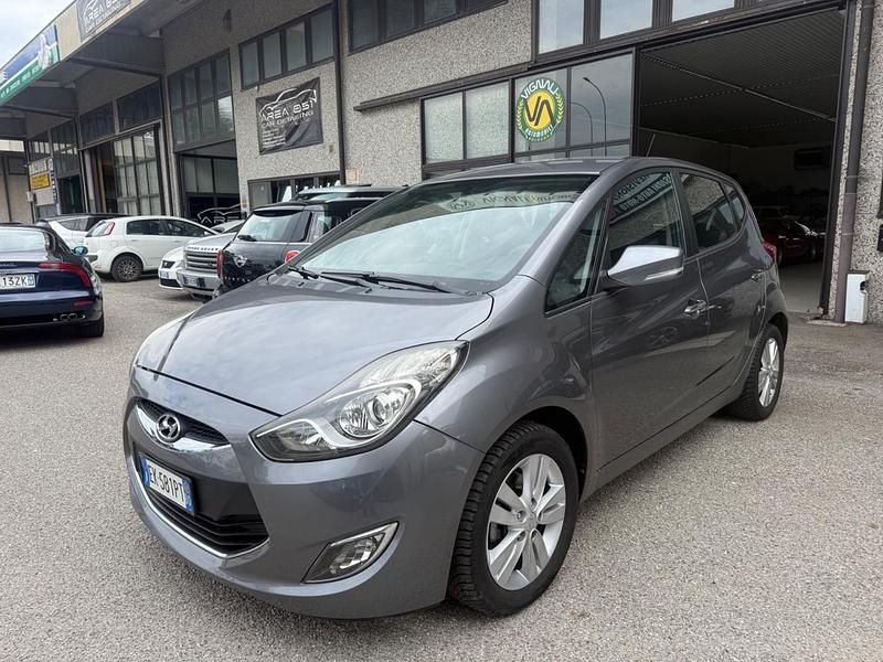 Usata Hyundai ix20 Style 90 CV (66 kW) 2011 Grigio Utilitaria