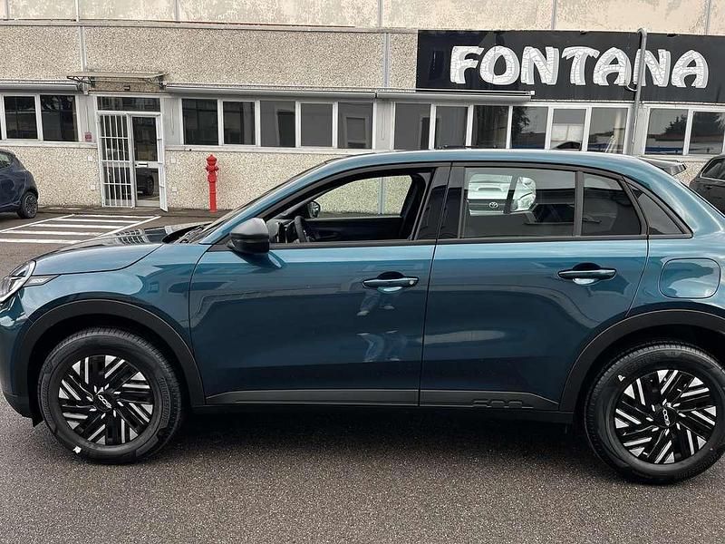 Nuova Fiat 600 Pop 101 CV (74 kW) 2025 SUV