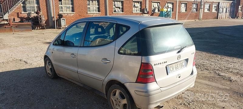 Usata Mercedes A170 Classic 95 CV (69 kW) 2001 Utilitaria