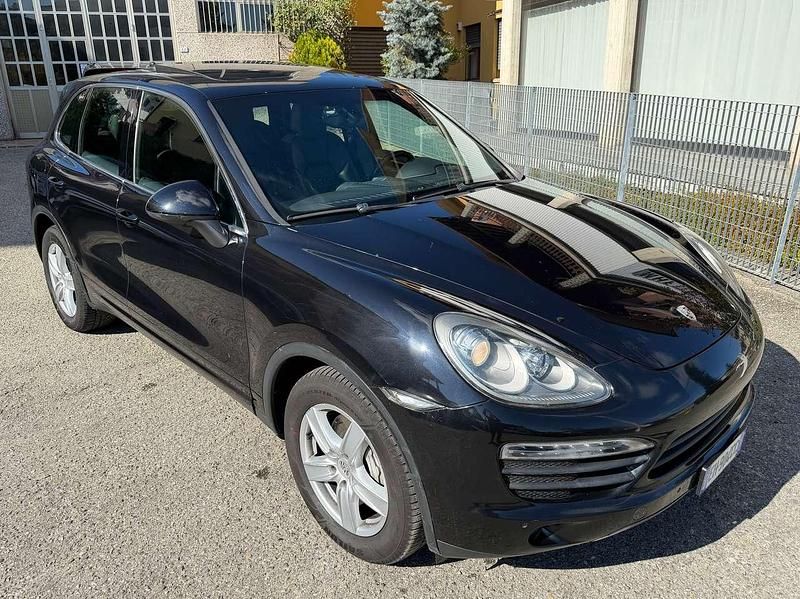 Usata Porsche Cayenne 400 CV (294 kW) 2011 Nero SUV