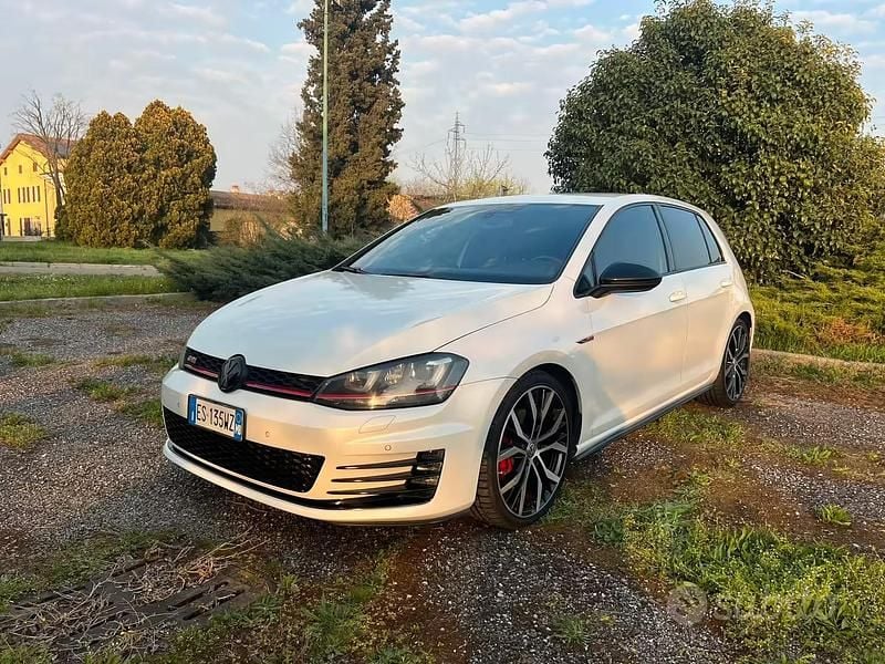 Usata VW Golf VII GTI 220 CV (161 kW) 2013 Bianco Berlina