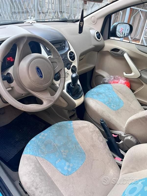 Usata Ford Ka 75 CV (55 kW) 2010 Blu Utilitaria