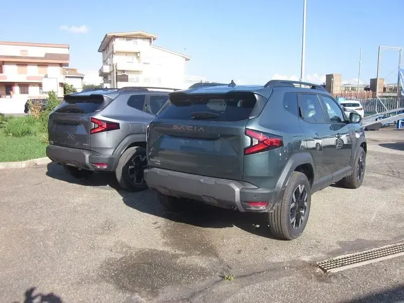 Nuova Dacia Duster 122 CV (89 kW) 2026 Bianco