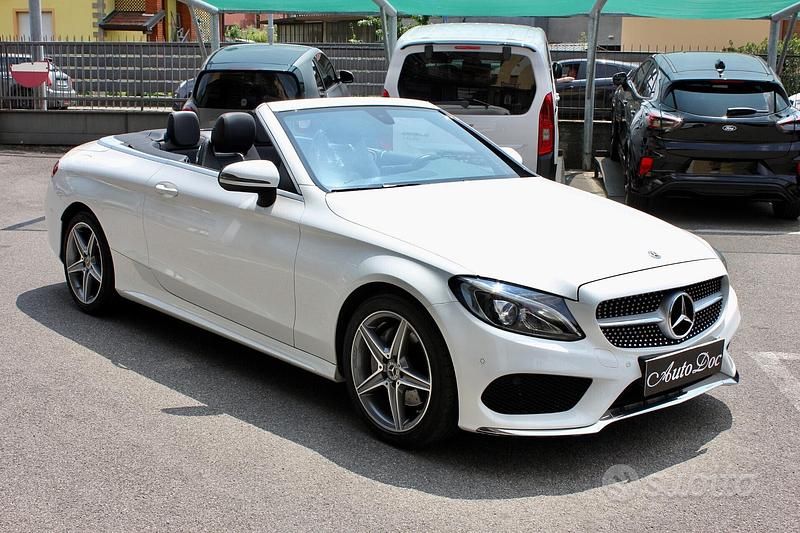 Usata Mercedes C180 AMG 184 CV (135 kW) 2017 Bianco Cabrio