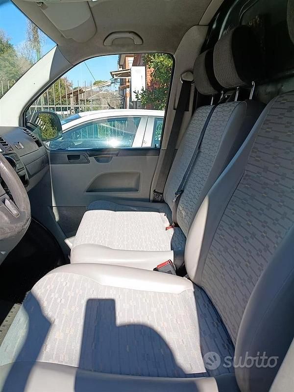 Usata VW T5 102 CV (75 kW) 2013 Bianco Furgone
