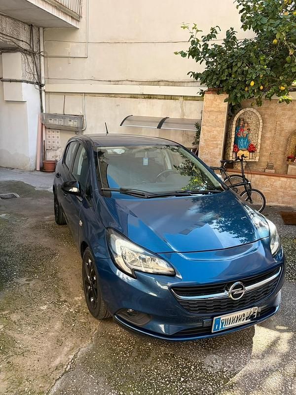 Usata Opel Corsa 90 CV (66 kW) 2015 Blu Utilitaria