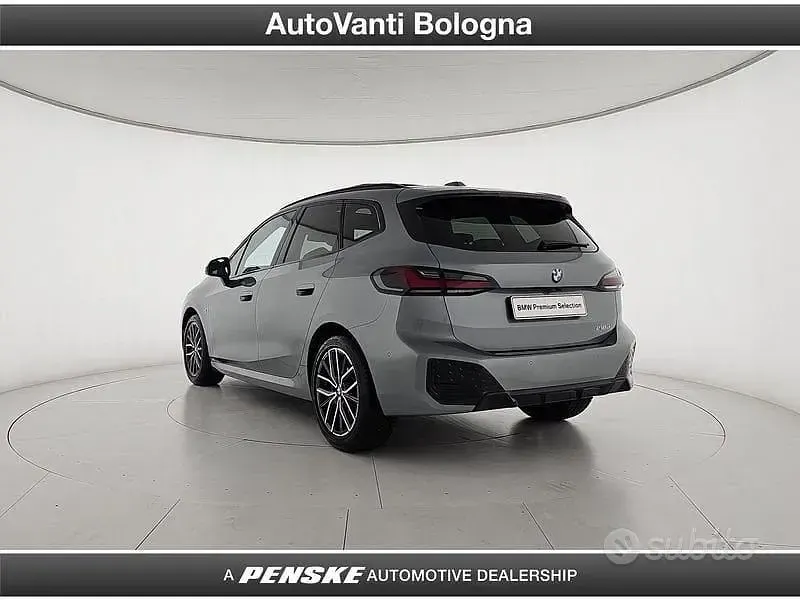 Usata BMW 218 Active Tourer Comfort Edition 150 CV (110 kW) 2022 Grigio Monovolume