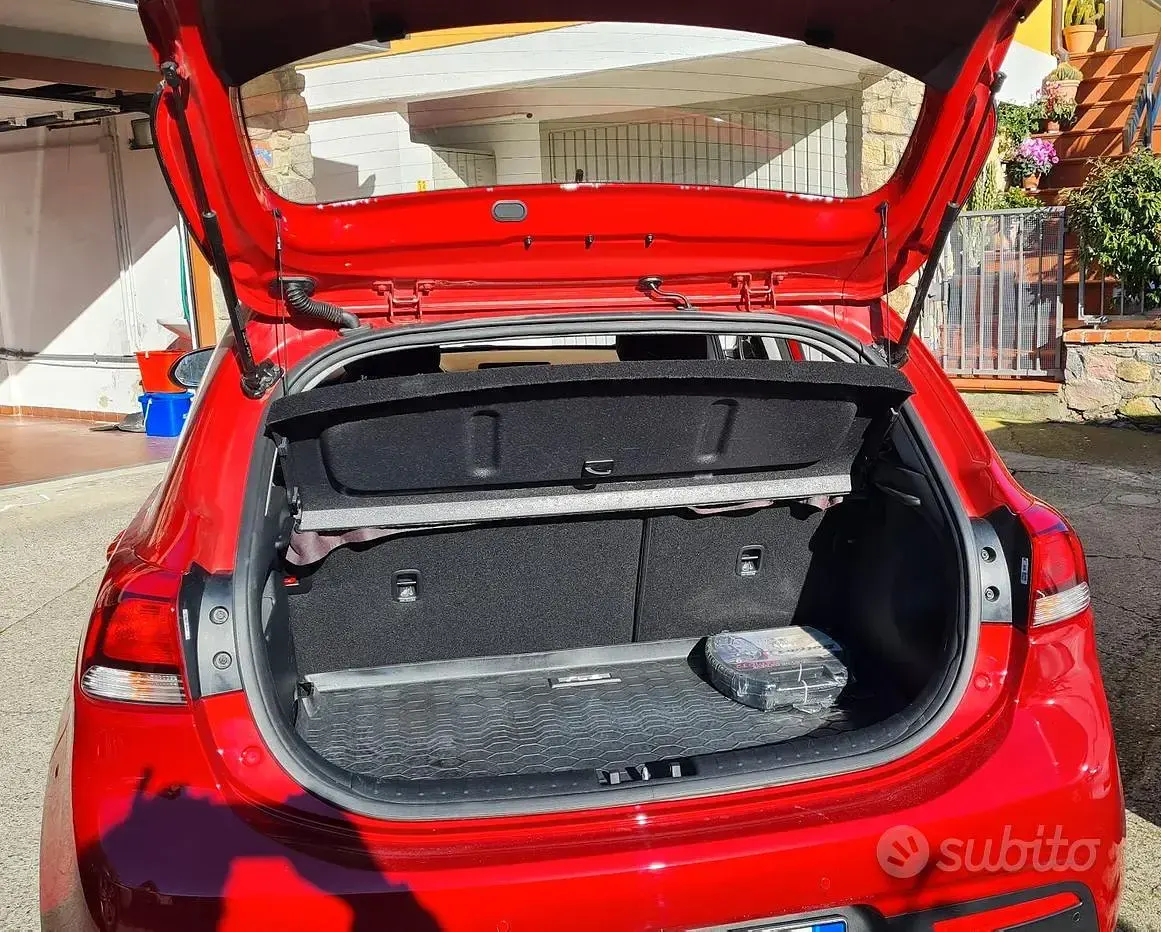 Usata Kia Rio 84 CV (61 kW) 2022 Berlina