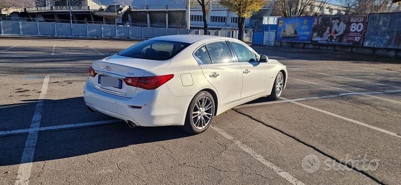 Usata Infiniti Q50 Premium 170 CV (125 kW) 2014 Bianco Berlina