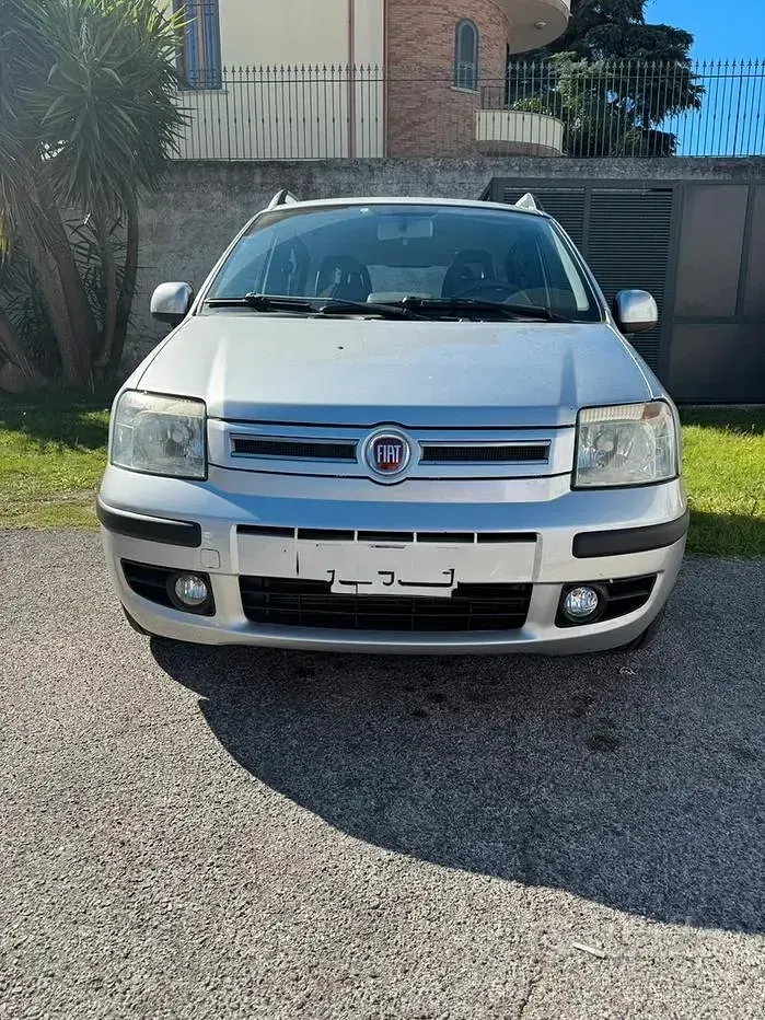 Usata Fiat Panda 69 CV (50 kW) 2011 Grigio Utilitaria