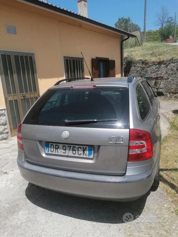 Usata Skoda Octavia 105 CV (77 kW) 2008 Marrone Station wagon