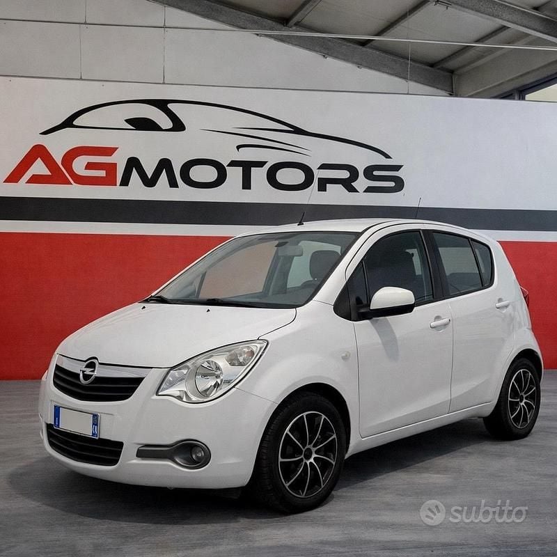 Usata Opel Agila 94 CV (69 kW) 2013 Bianco Utilitaria
