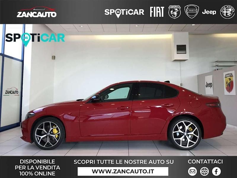 Rosso Usata 2024 Alfa Romeo Giulia Sprint Sprint Coupé | 39.950 € (Cara) - Immagine 1/4