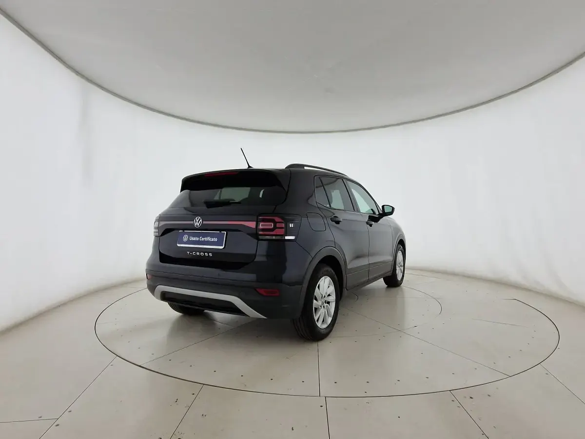 Usata VW T-Cross Style 110 CV (80 kW) 2023 Deep black perlato SUV