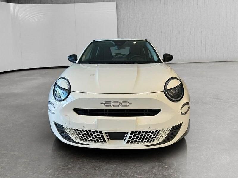 Nuova Fiat 600 Pop 110 CV (80 kW) 2025 Bianco SUV