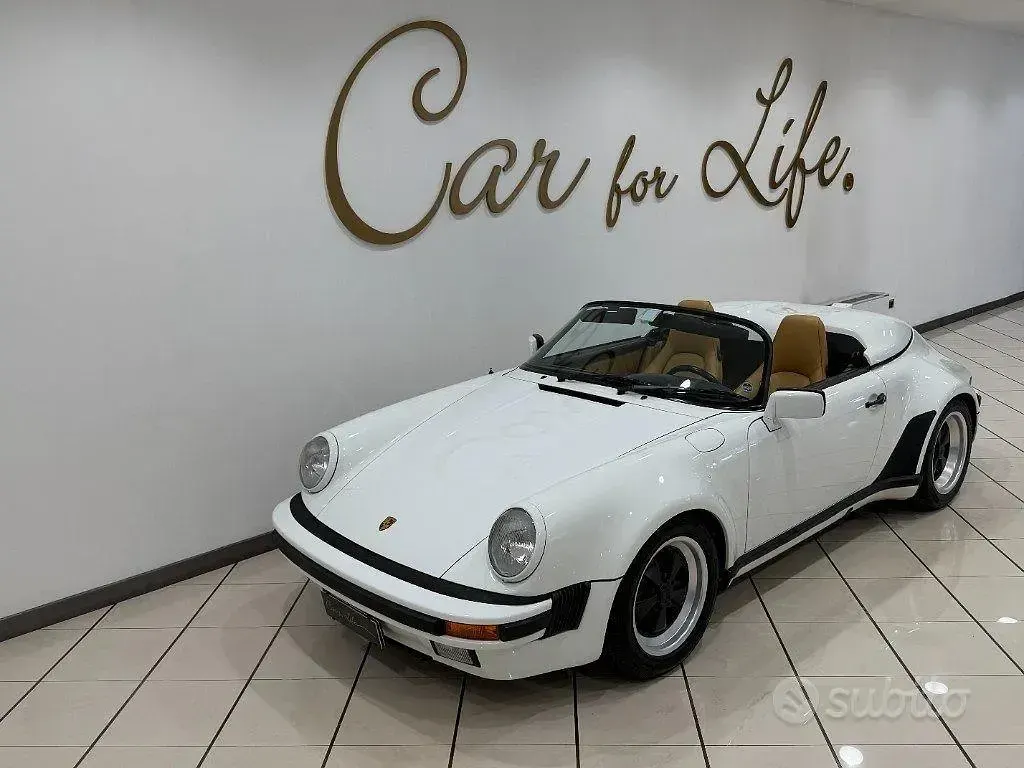 Usata Porsche 911 Carrera Cabriolet 218 CV (160 kW) 1989 Bianco Cabrio