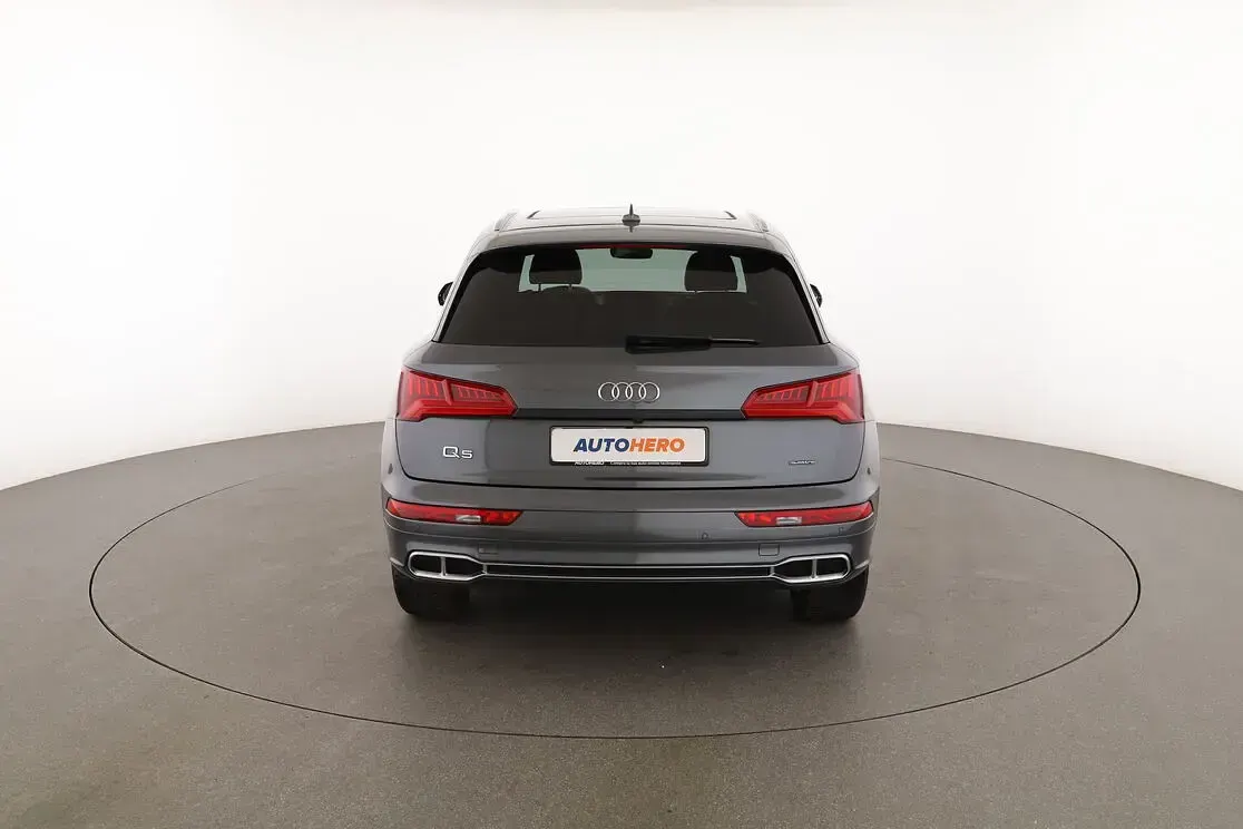 Occasion Audi Q5 Business 367 PK (269 kW) 2020 Grijs SUV