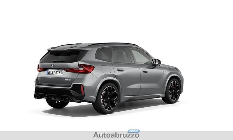 Nuova BMW X1 M Sport 300 CV (220 kW) 2025 Frozen pure grey metallizzato SUV