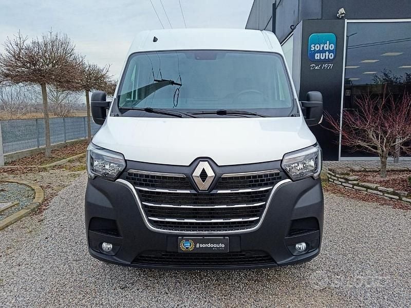 Usata Renault Master 150 CV (110 kW) 2023 Bianco Furgone