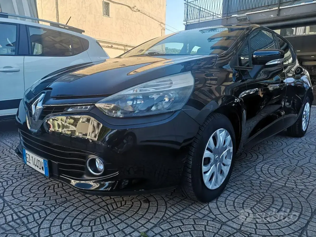 Usata Renault Clio IV 75 CV (55 kW) 2015 Nero Berlina