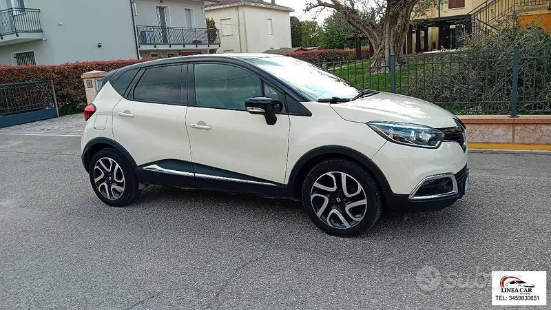 Usata Renault Captur 90 CV (66 kW) 2015 Bianco SUV