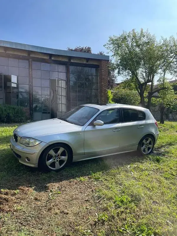 Usata BMW 118 150 CV (110 kW) 2004 Utilitaria