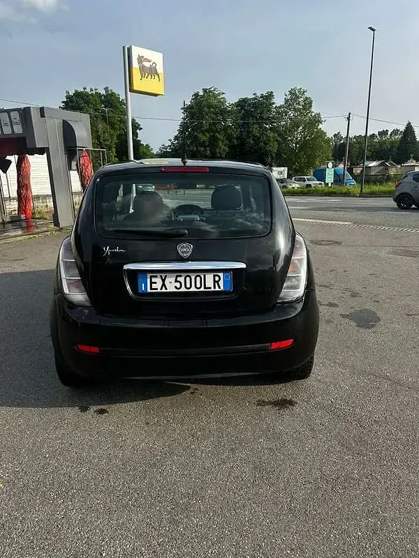 Usata Lancia Ypsilon 77 CV (56 kW) 2010 Utilitaria