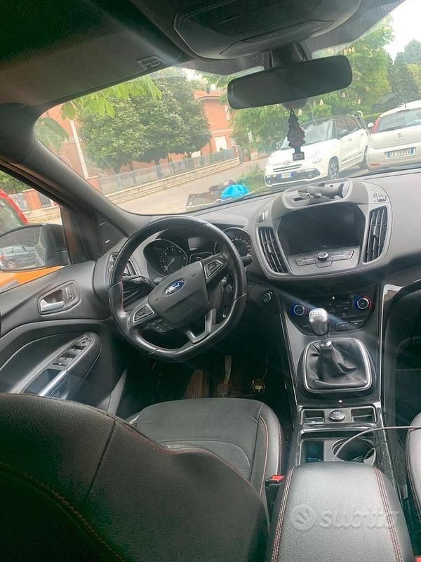 Usata Ford Kuga 2019 Nero SUV