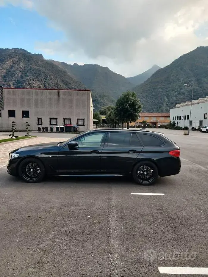 Usata BMW 520 M Sport 190 CV (139 kW) 2019 Nero Station wagon