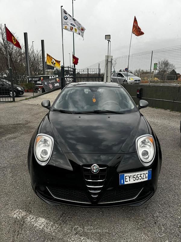 Usata Alfa Romeo MiTo 84 CV (61 kW) 2015 Nero Utilitaria