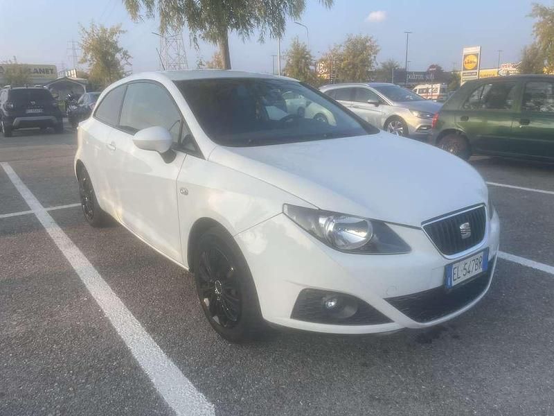 Usata 2011 Seat Ibiza SC Reference Due volumi | 7500 € (Cara) - Immagine 1/4