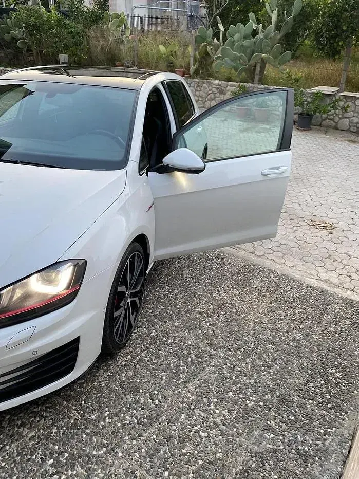 Usata VW Golf VII GTI 230 CV (169 kW) 2016 Bianco Berlina