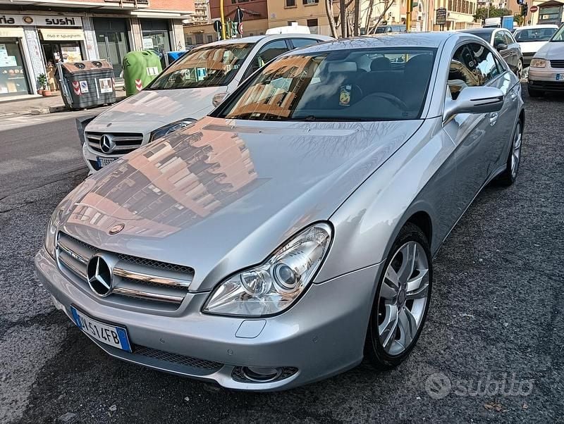 Usata Mercedes CLS320 224 CV (164 kW) 2009 Grigio Berlina