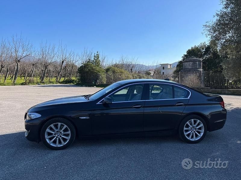Usata BMW 520 184 CV (135 kW) 2013 Berlina