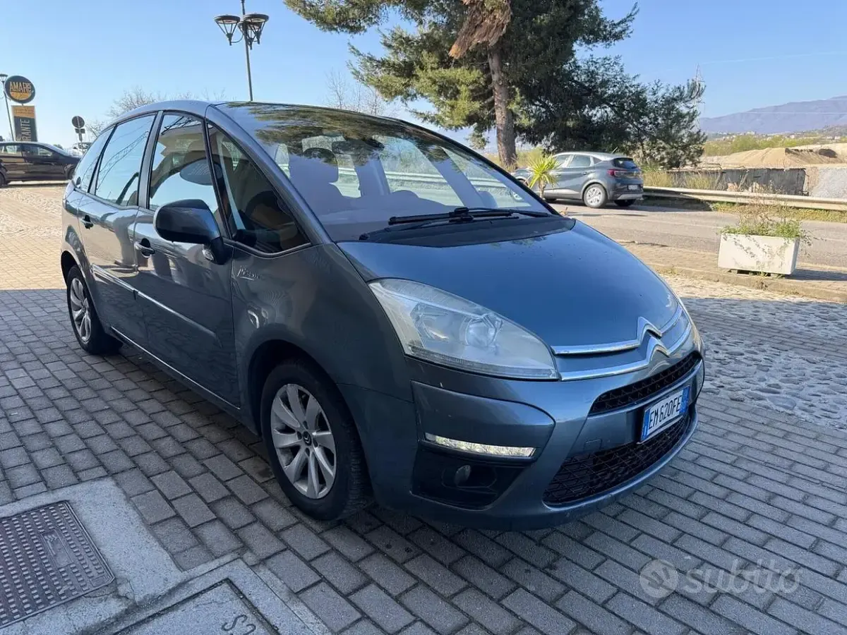 Usata Citroën C4 Picasso 112 CV (82 kW) 2012 Grigio Monovolume