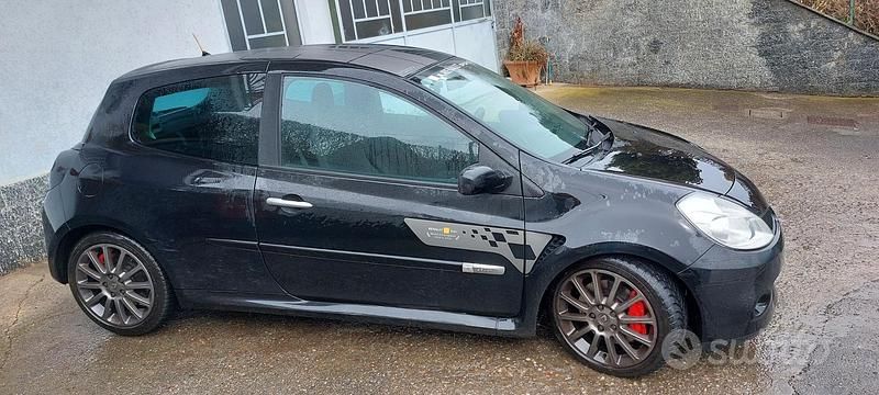 Usata Renault Clio II 200 CV (147 kW) 2009 Nero Berlina
