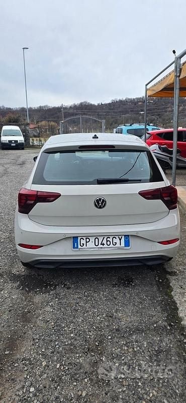 Usata VW Polo Life 80 CV (58 kW) 2023 Beige Utilitaria
