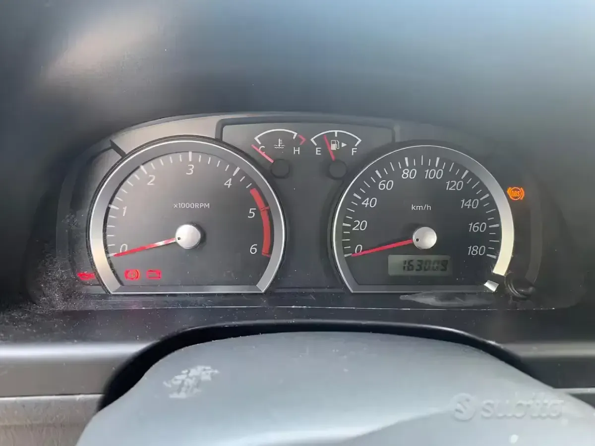 Usata Suzuki Jimny 65 CV (47 kW) 2008 Nero SUV