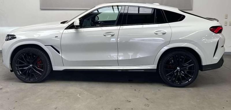 Usata BMW X6 M Sport 298 CV (219 kW) 2025 Bianco pastello SUV